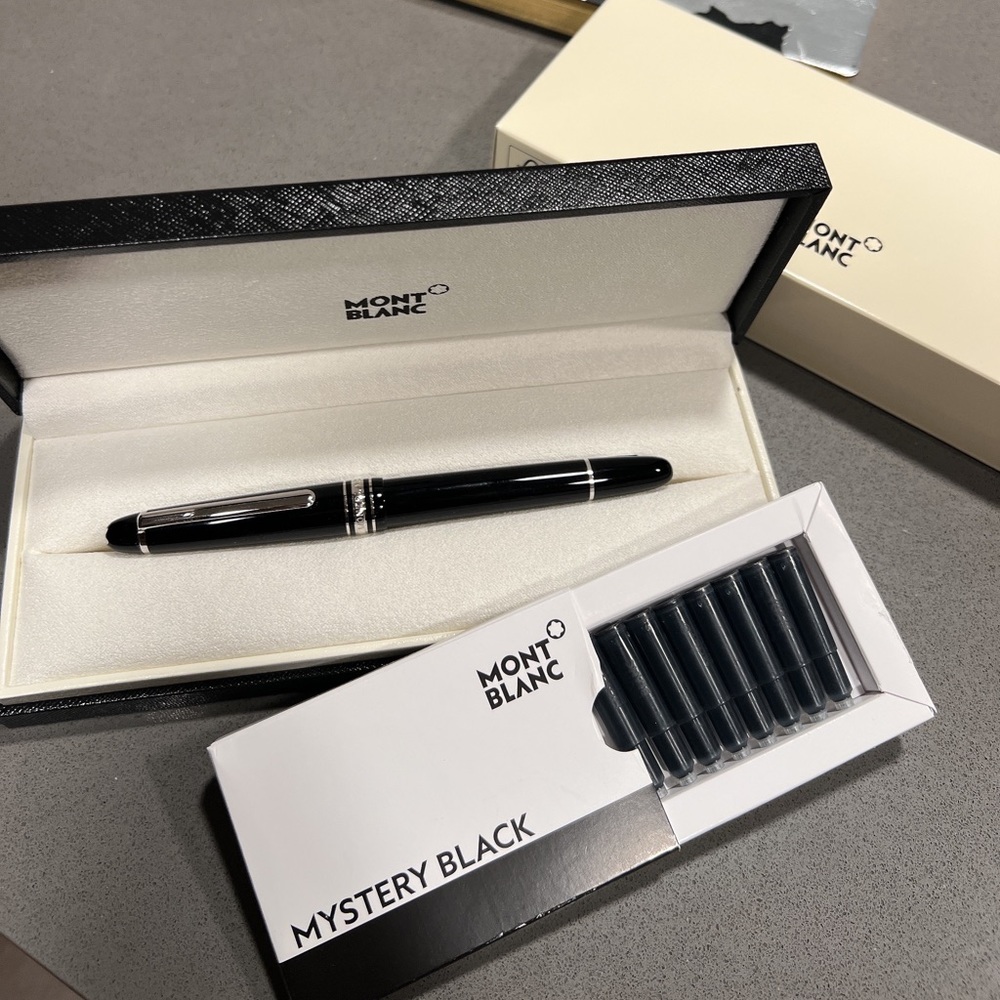 Brandnew Mont Blanc Meisterstuck Platinum/Coated Fountain Pen